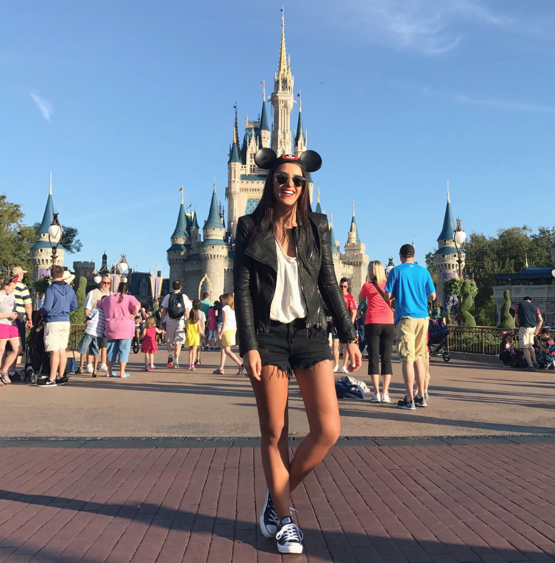 Blogger Sarah Lindner of The House of Sequins guide to Walt Disney World Orlando Florida. 