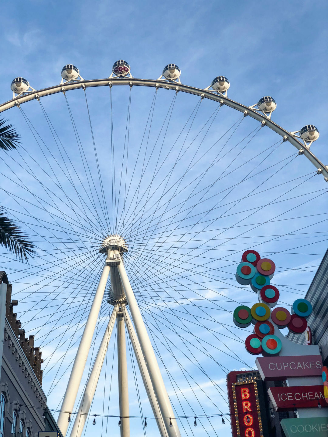 Blogger Sarah Lindner of The House of Sequins Las Vegas high roller wheel 