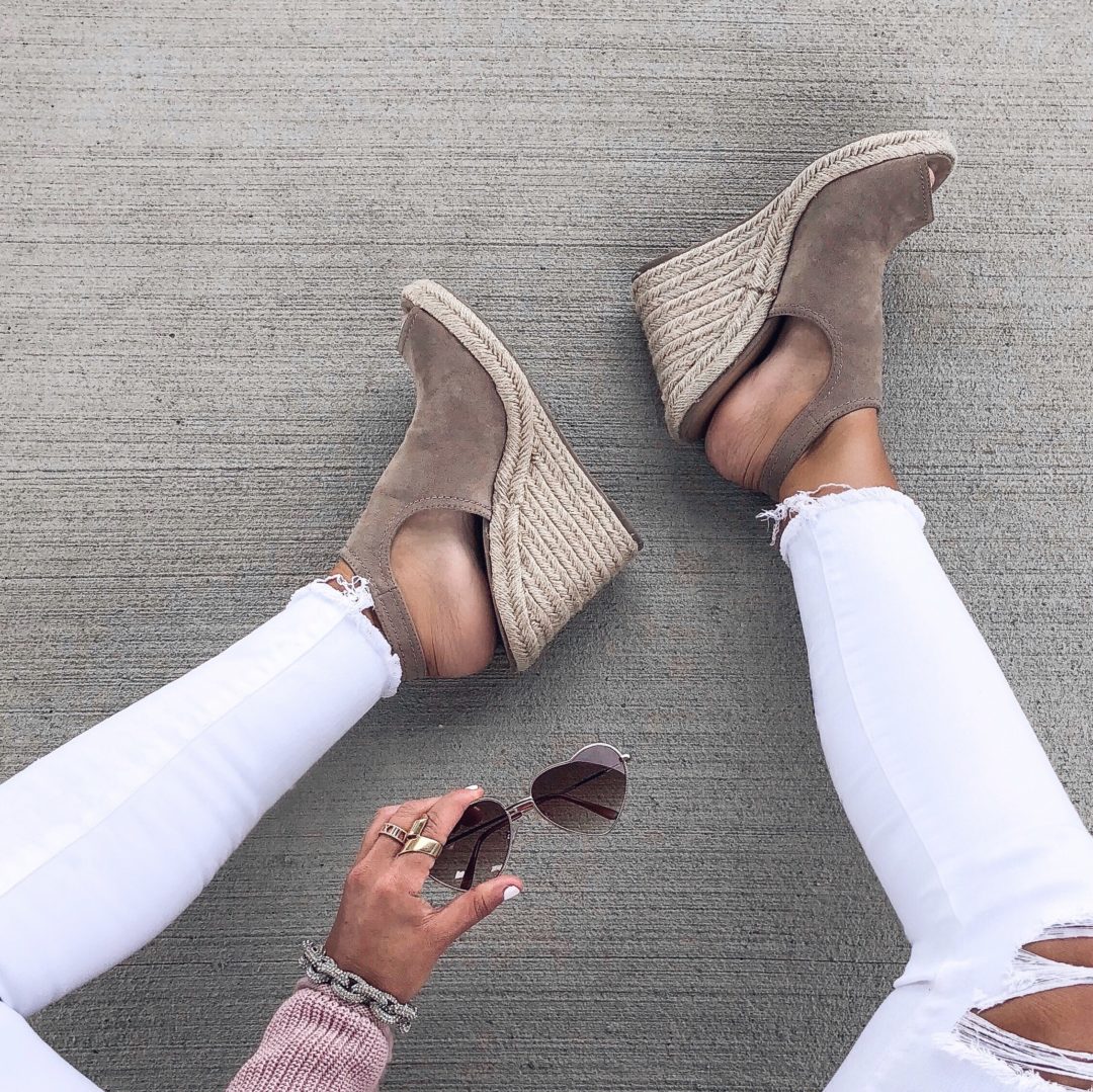 Blogger Sarah Lindner of The House of Sequins affordable summer sandals, wedges and shoes under $50. Instagram round-up of #targetstyle