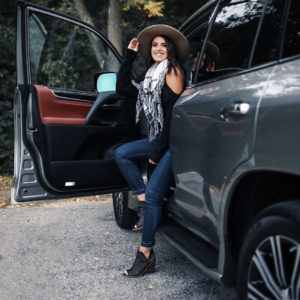 Blogger Sarah Lindner of The House of Sequins review of the Lexus 2018 LX 570