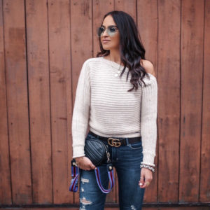 Blogger Sarah Lindner of The House of Sequins wearing abercrombie & fitch One Shoulder Sweater, abercrombie & Fitch Ripped High Rise Super Skinny Jeans, and faux fur mules