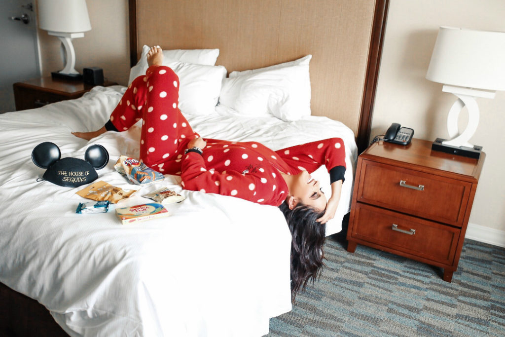 Blogger Sarah Lindner of The House of Sequins on where to stay while visiting Disney in Orlando. HILTON BONNET CREEK review
