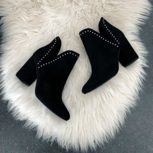 Blogger, Sarah Lindner of The House Of Sequins wearing Steve Madden booties on sale for Nordstrom Anniversary