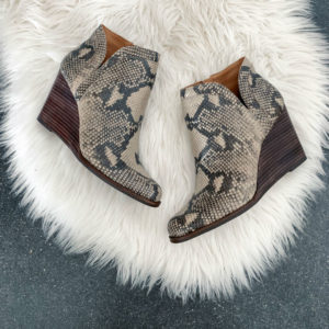 Blogger, Sarah Lindner of The House Of Sequins wearing Lucky Brand booties on sale for Nordstrom Anniversary
