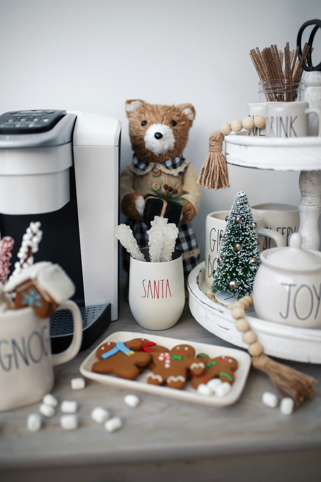 Blogger Sarah Lindner from House of Sequins using the Holiday Coffee Bar from Amazon