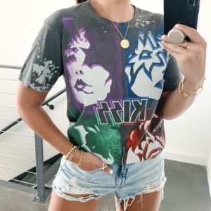 Blogger Sarah Lindner of The House of Sequins styling graphic tees from Tilly's.