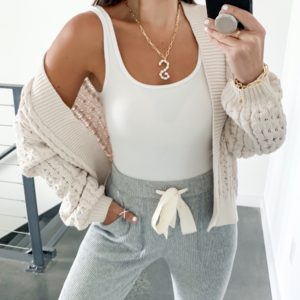 Blogger Sarah Lindner of The House of Sequins sharing cozy lounge wear from Abercrombie.