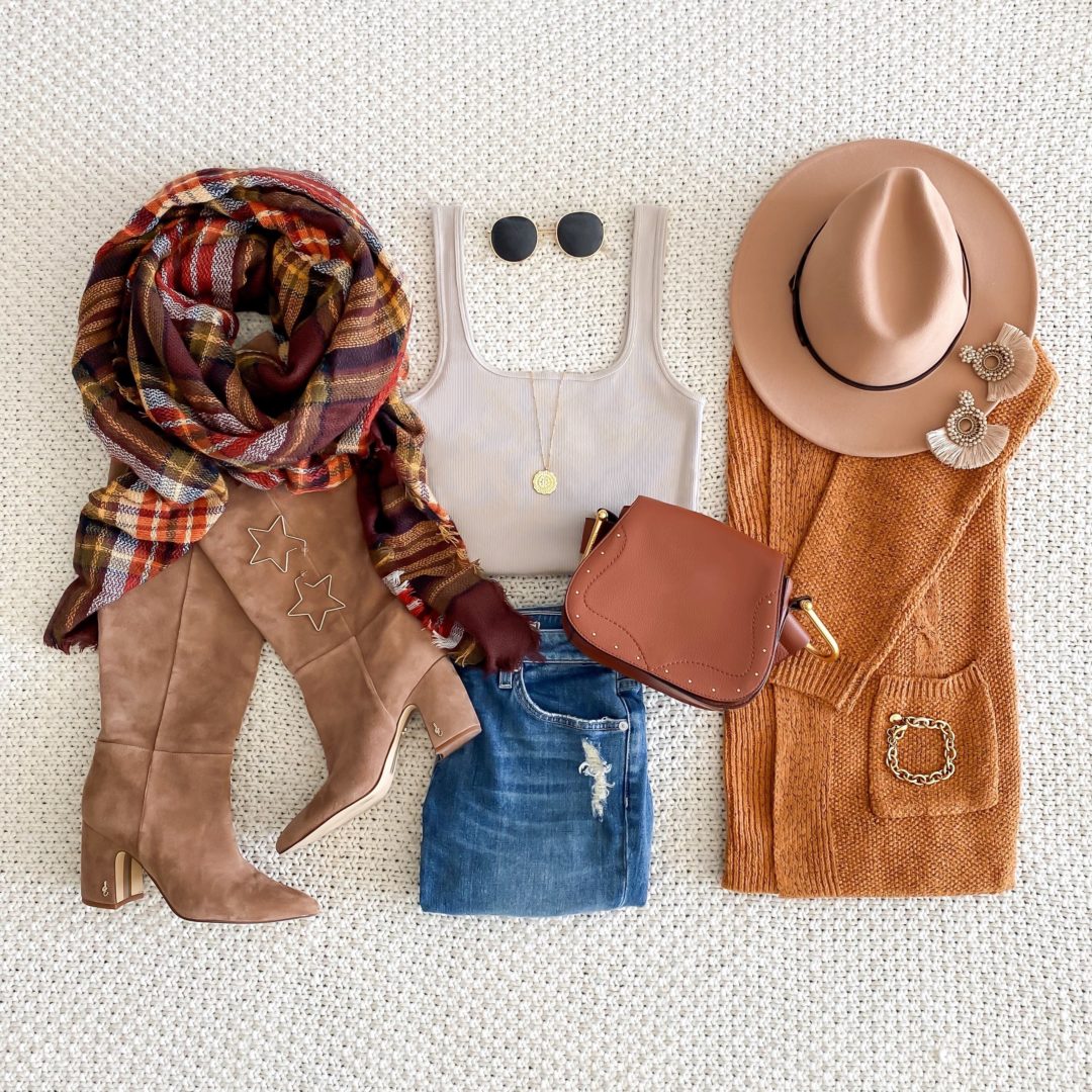 Blogger Sarah Lindner styling fall fashion looks.