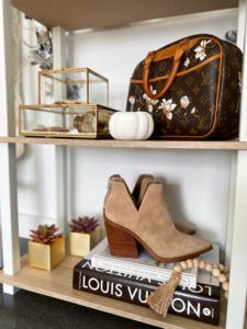 Blogger Sarah Lindner of The House of Sequins sharing home organization and decor.