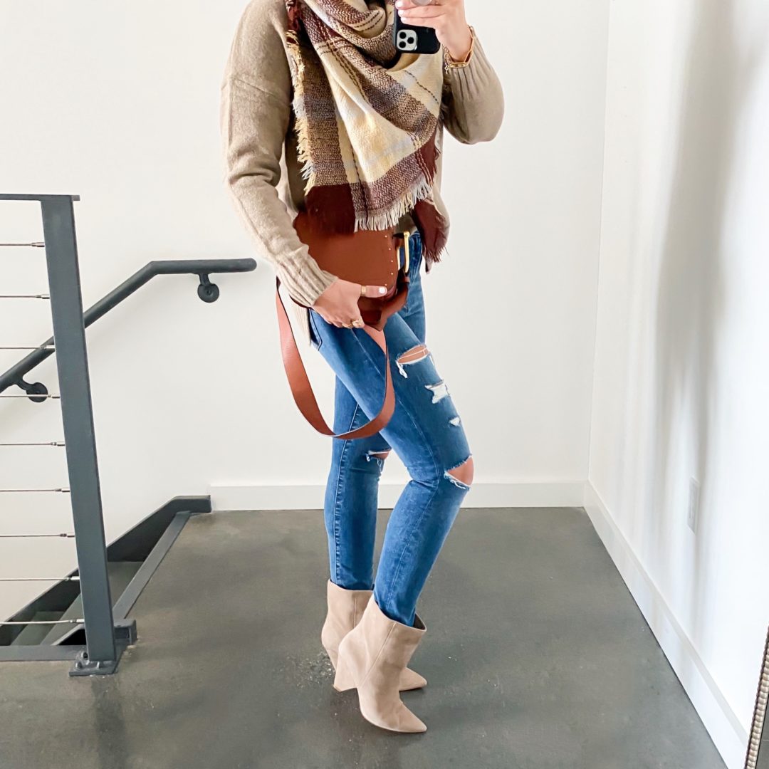 Blogger Sarah Lindner styling fall fashion looks from Amzon.