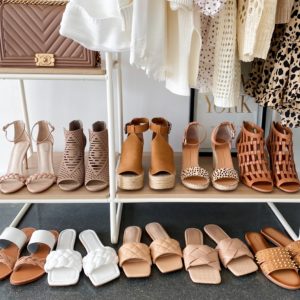 Blogger Sarah Lindner of The House of Sequins sharing spring and summer sandals.