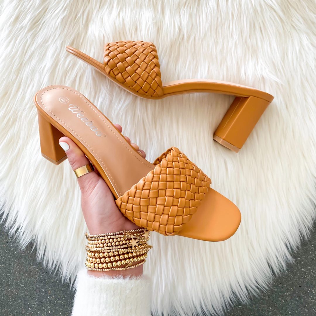 Blogger Sarah Lindner of The House of Sequins sharing affordable summer sandals.