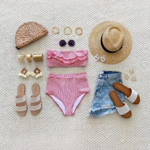 Blogger Sarah Lindner of The House of Sequins sharing new spring looks and summer fashion finds.